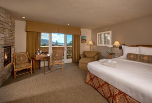 Premium bedding, down duvets, blackout curtains, soundproofing - Horizon Inn and Ocean View Lodge (Carmel)