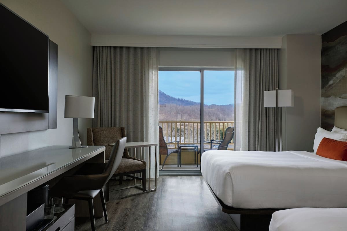 room, 1 double bed, non smoking, balcony | 1 bedroom, desk, iron/ironing board, free cots/infant beds