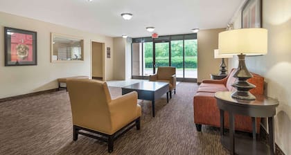 Extended Stay America Select Suites Atlanta Alpharetta Norpt