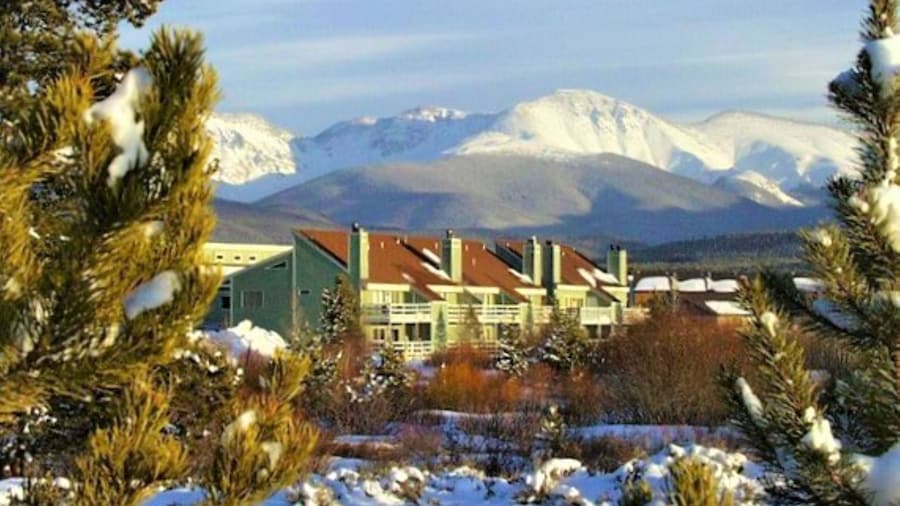 Twin Rivers Condominiums by Alderwood Colorado Management