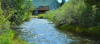 Twin Rivers Condominiums by Alderwood Colorado Management