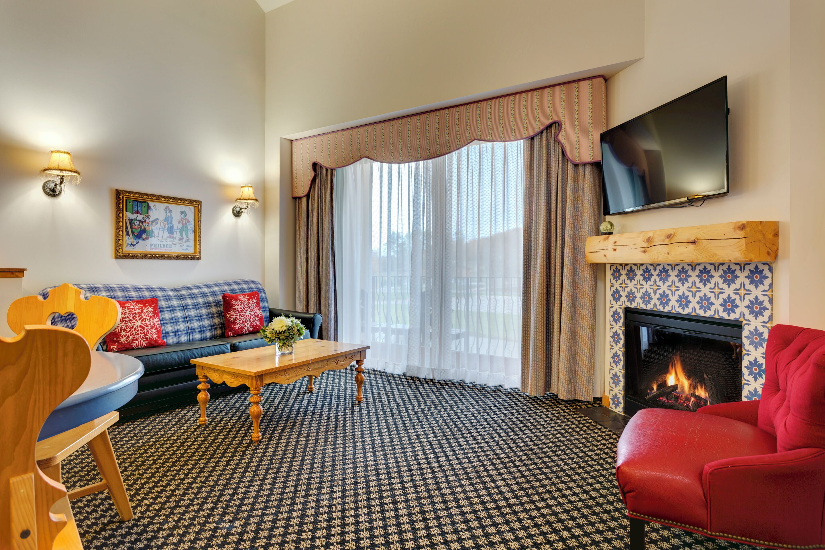 Grand Suite, 2 Bedrooms (Mountain Grand Lodge, Plus Kid's Bunk) | Living area