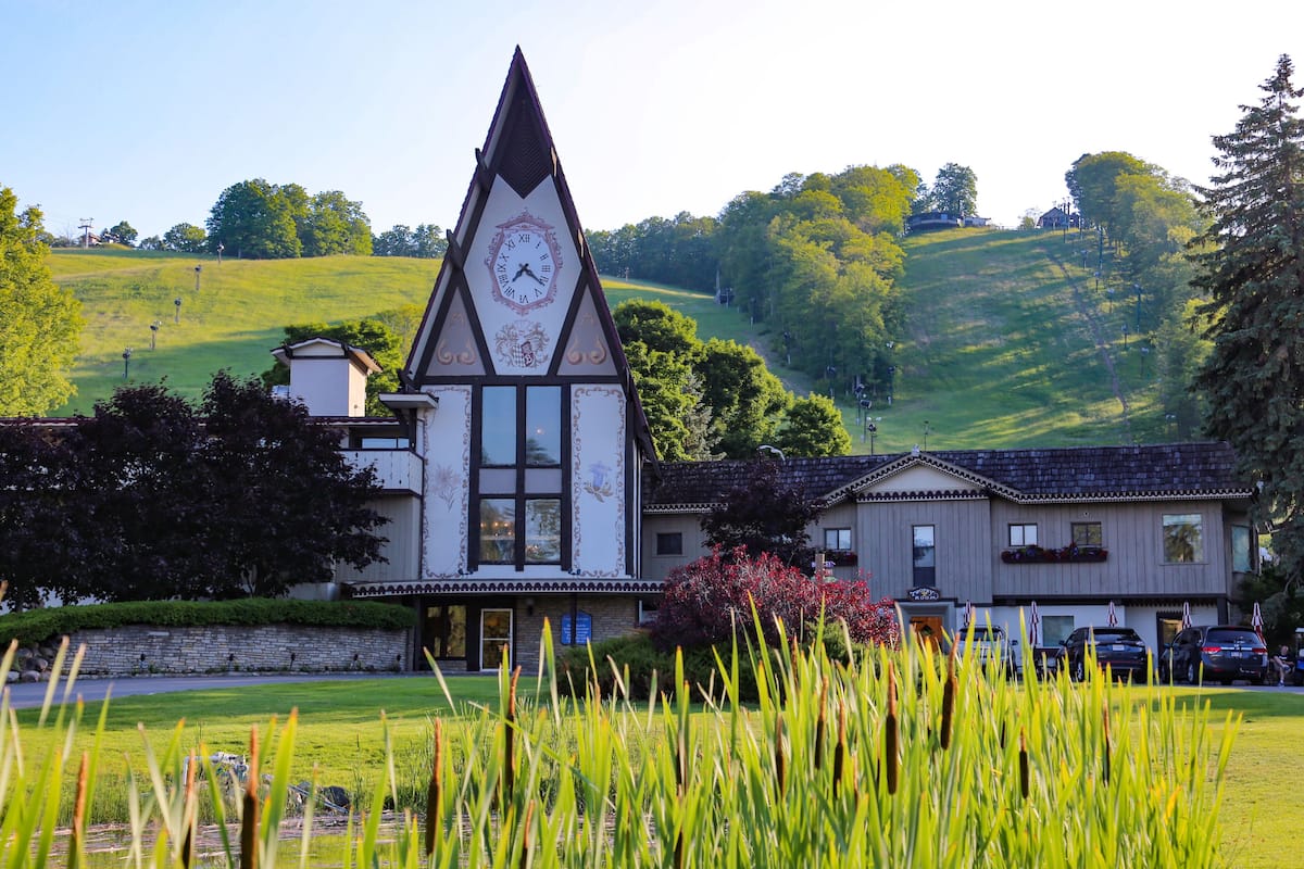 Zimmer, 2 Queen-Betten (Clock Tower Lodge) | Allergikerbettwaren, Zimmersafe, Schreibtisch, Bügeleisen/Bügelbrett