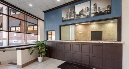 Baymont by Wyndham Downtown Detroit