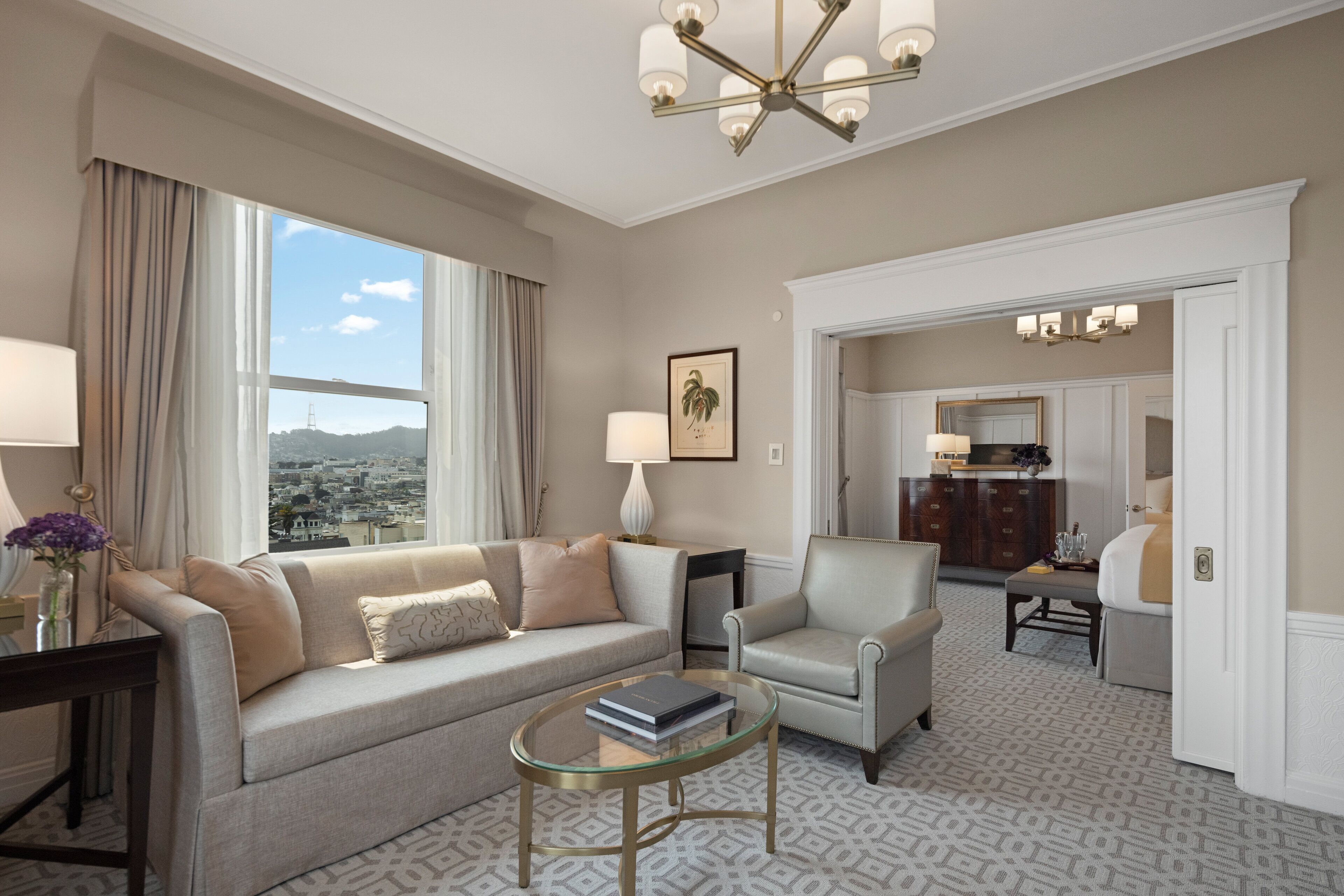 스위트, 시내 전망 | 객실 내 금고, 책상, 다리미/다리미판, 무료 WiFi