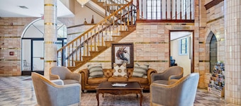 Chateau Big Bear Boutique Hotel, BW Signature Collection
