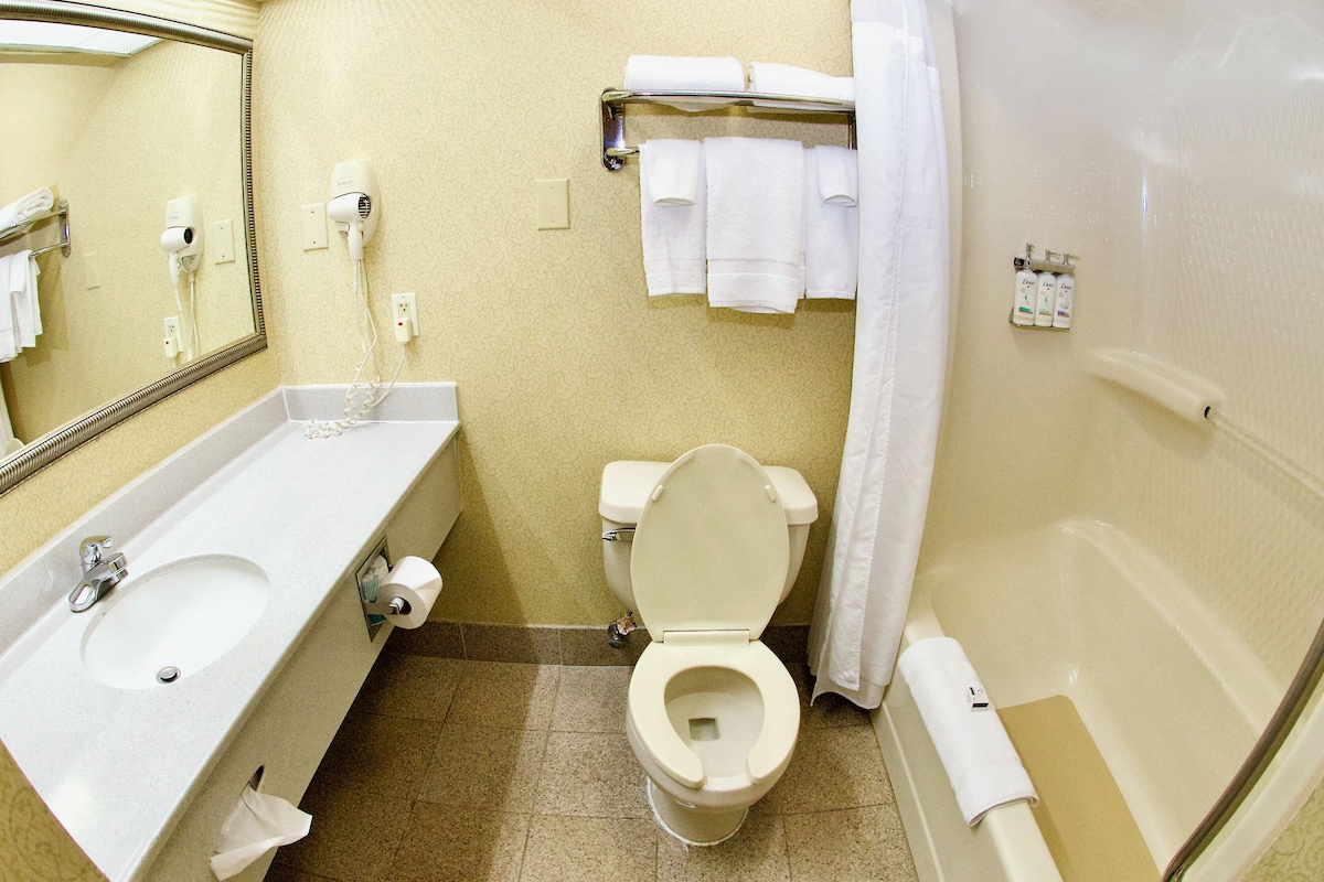 In-room safe, desk, laptop workspace, iron/ironing board