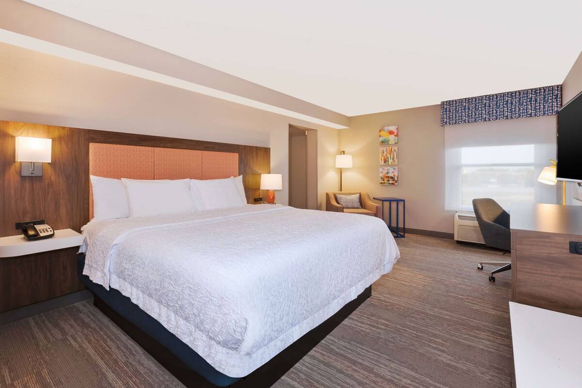 Egyptian cotton sheets, premium bedding, iron/ironing board, free WiFi