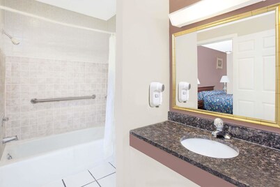 Imperial Inn Grand Blanc