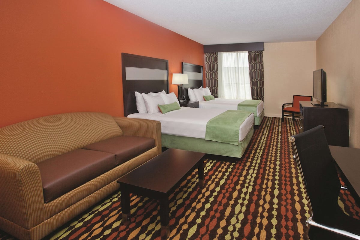 Deluxe Room, 2 Queen Beds, Non Smoking | Premium bedding, desk, soundproofing, iron/ironing board