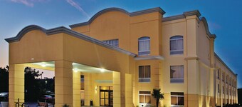 La Quinta Inn & Suites by Wyndham Florence