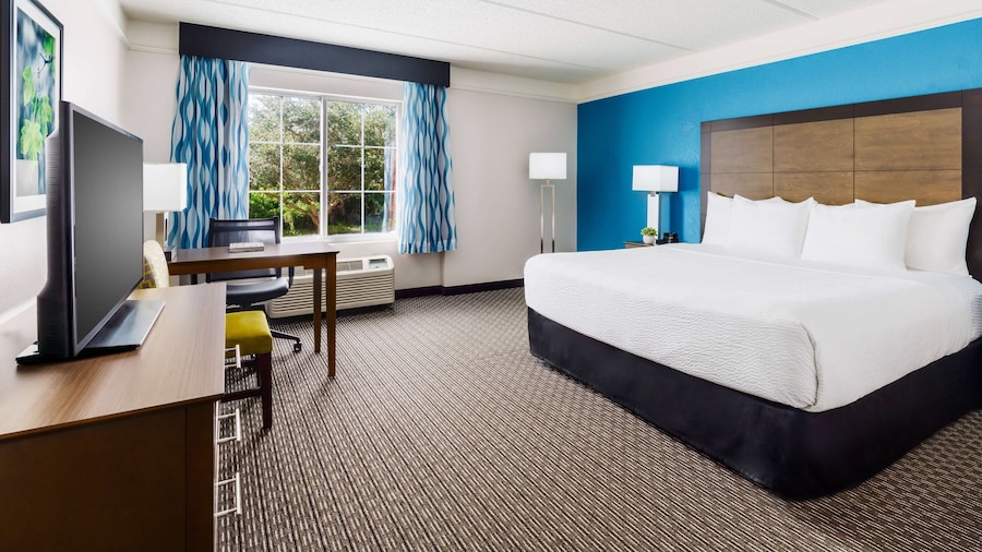 La Quinta Inn & Suites by Wyndham Tampa Brandon Regency Park