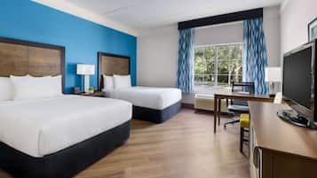 1 habitación, ropa de cama de alta calidad y escritorio