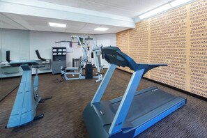 Fitness facility - La Quinta Inn & Suites by Wyndham Tampa Brandon Regency Park (Brandon)