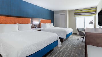 Two queen bed non smoking | Premium bedding, pillowtop beds, in-room safe, desk
