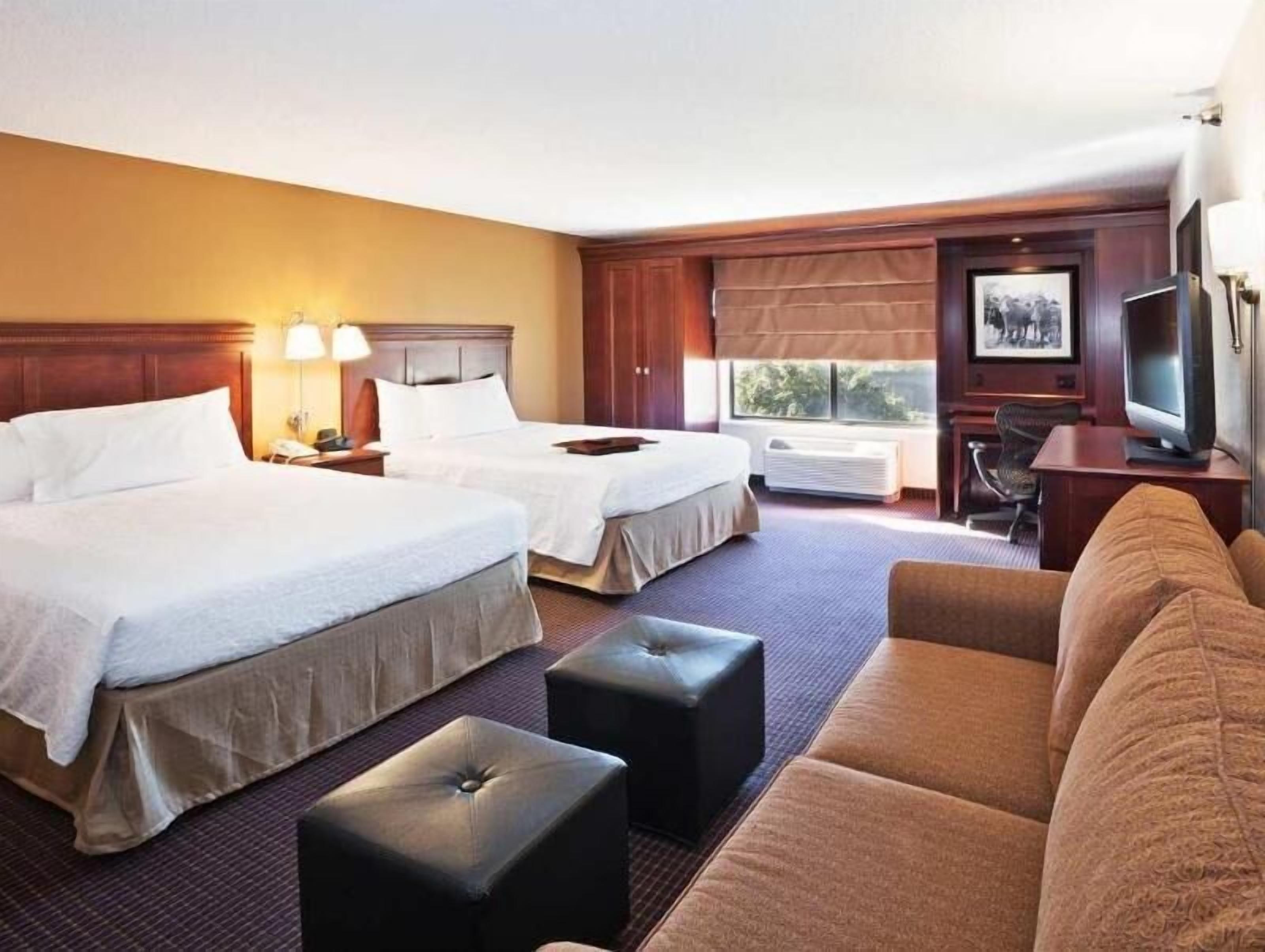 Premium bedding, pillowtop beds, in-room safe, desk