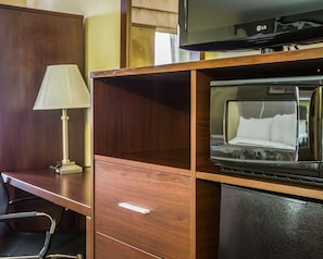 Standard Double Room, 2 Double Beds, Non Smoking | Desk, blackout curtains, iron/ironing board, free cots/infant beds