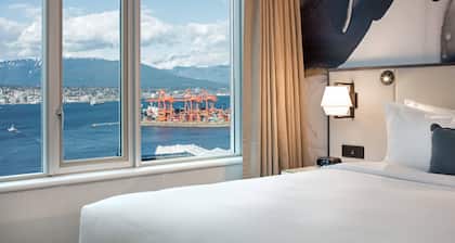 Delta Hotels by Marriott Vancouver Downtown Suites