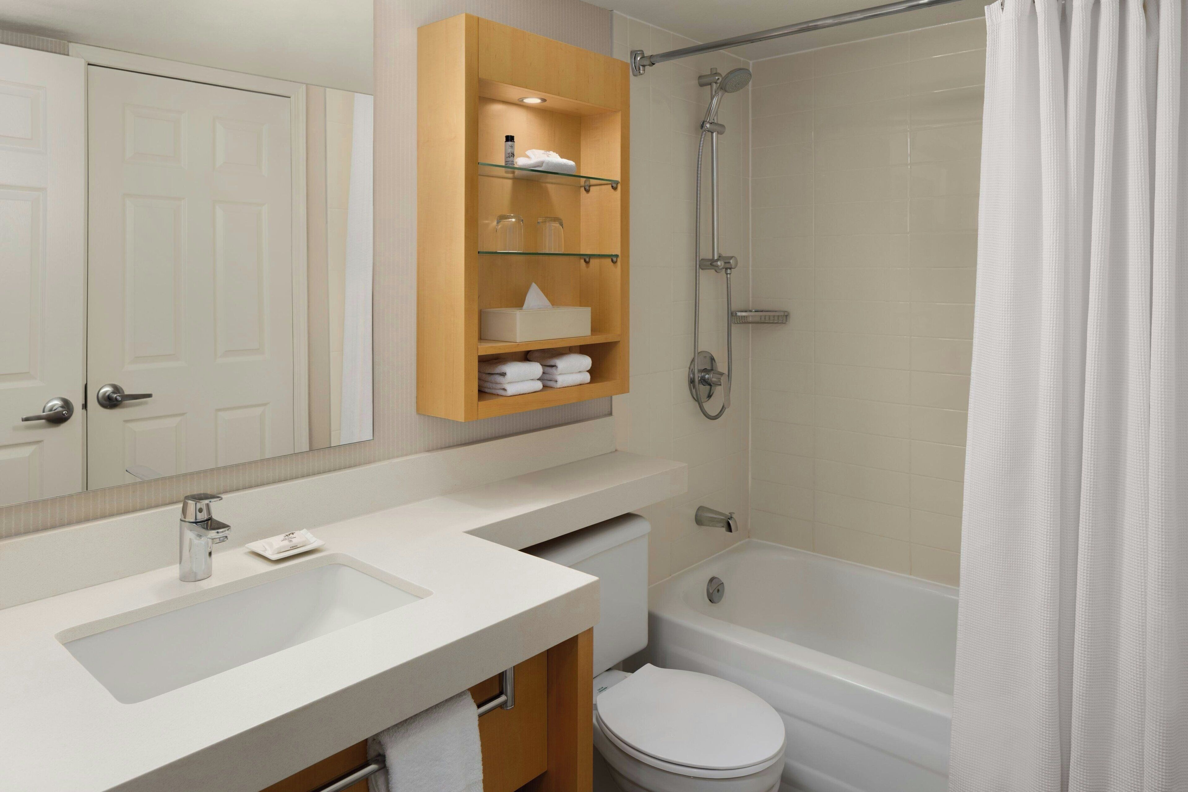 combined shower/bathtub, free toiletries, hair dryer, bathrobes