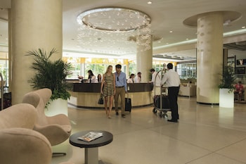 Reception area at Hotel Riu Plaza Miami Beach
