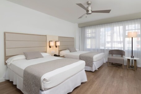 Hotel Riu Plaza Miami Beach - Image 10