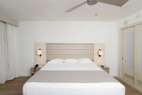Hotel Riu Plaza Miami Beach - Image 48