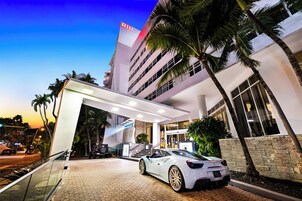 Fachada de la propiedad