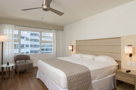 Hotel Riu Plaza Miami Beach - Image 29