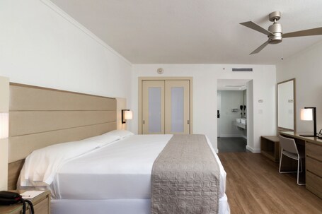 Hotel Riu Plaza Miami Beach - Image 43
