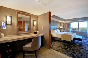 Presidential Suite, 1 King Bed (Mobility & Hearing)