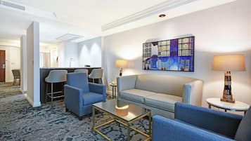 Presidential Suite, 1 King Bed | Living area | 32-inch LCD TV with cable channels, TV, video-game console