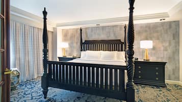 Presidential Suite, 1 King Bed | 1 bedroom, hypo-allergenic bedding, in-room safe, desk