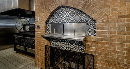 Holiday Inn & Suites Wausau-Rothschild by IHG