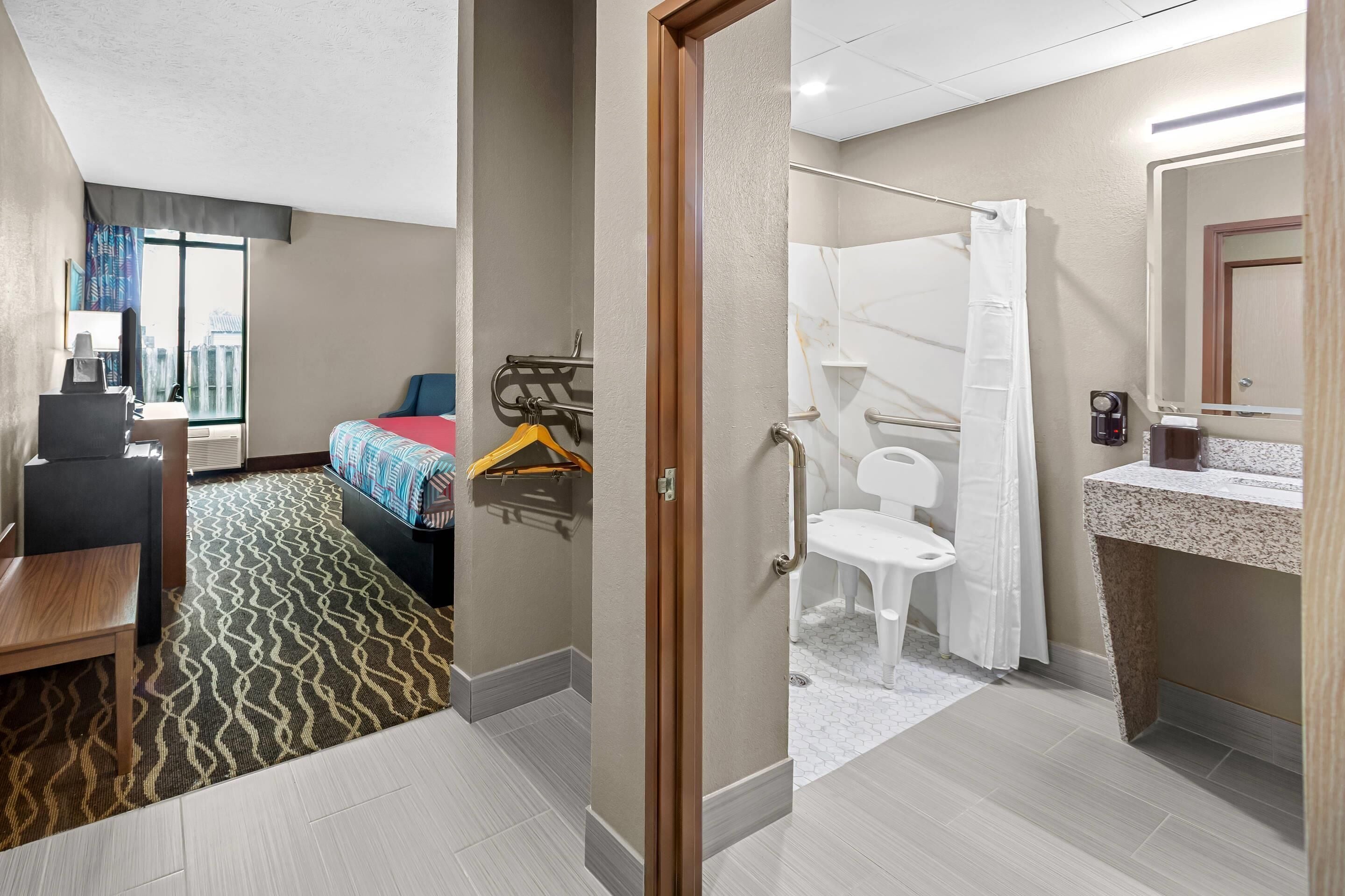 Chambre, 1 très grand lit, accessible aux personnes à mobilité réduite, non-fumeur
