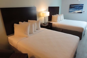 Standard Room, 2 Queen Beds, Non Smoking, Refrigerator & Microwave | In-room safe, desk, iron/ironing board, free WiFi - Best Western Childress West Hotel (Childress)