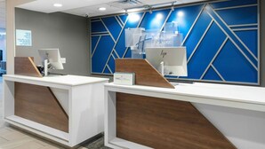 Reception - Holiday Inn Express & Suites Kimball by IHG (South Pittsburg)
