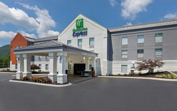 홀리데이 인 익스프레스 & 스위트 킴볼 바이 Ihg - 야스퍼