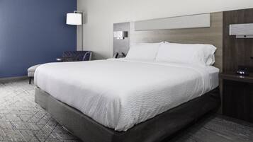 Standard Room, 1 King Bed | In-room safe, desk, iron/ironing board, free cribs/infant beds