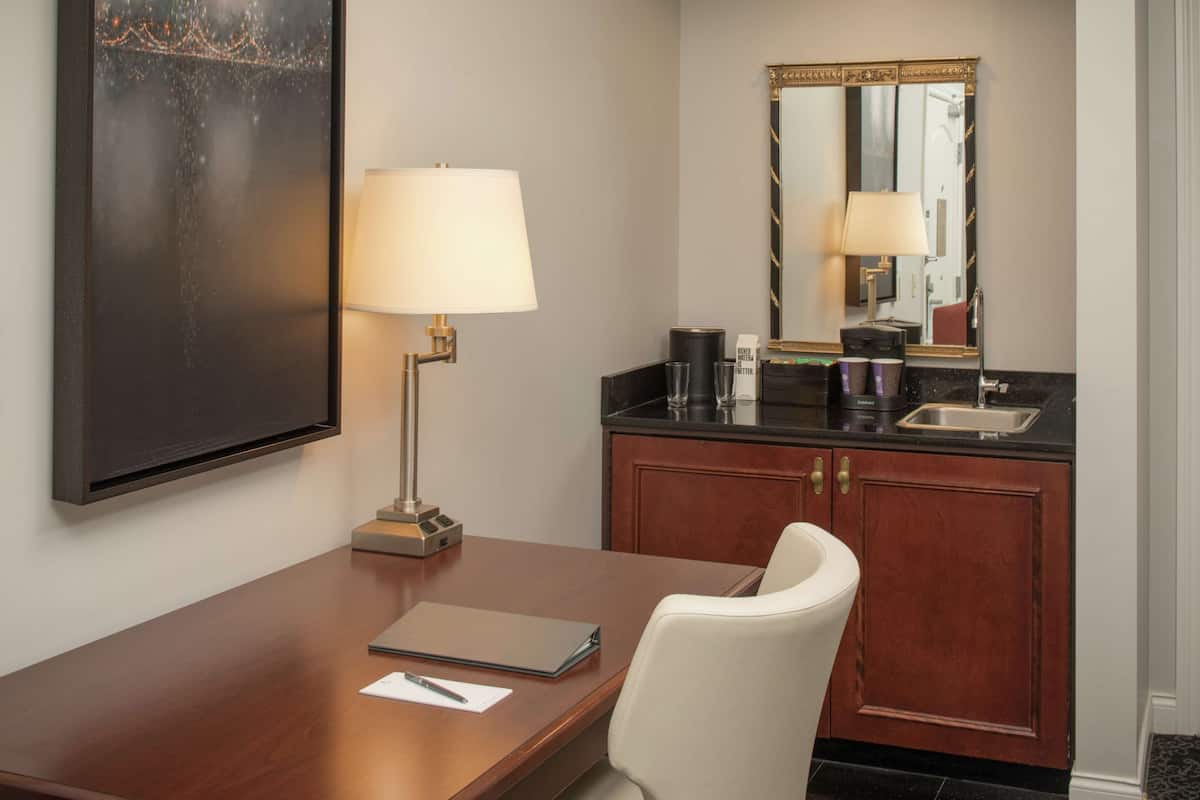 Premium bedding, in-room safe, desk, blackout curtains