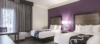 La Quinta Inn & Suites by Wyndham Atlanta Conyers