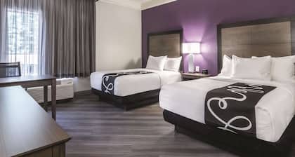 La Quinta Inn & Suites by Wyndham Atlanta Conyers