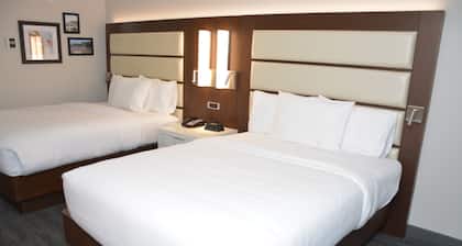 Four Points by Sheraton Fayetteville Fort Bragg