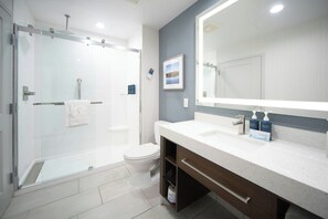 Suite, 1 Bedroom | Desk, laptop workspace, soundproofing, iron/ironing board
