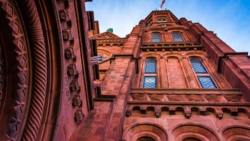 Point of interest at Kimpton George Hotel by IHG