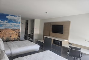 Room, 2 Queen Beds, Non Smoking | Bathroom