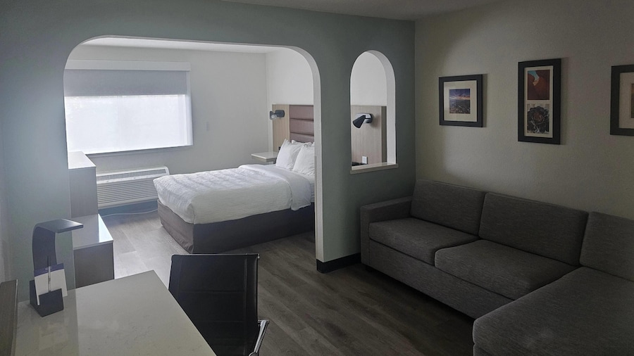 Wingate by Wyndham Los Alamos