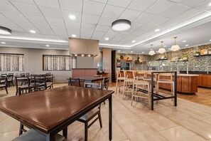 Desayuno buffet incluido todos los días 