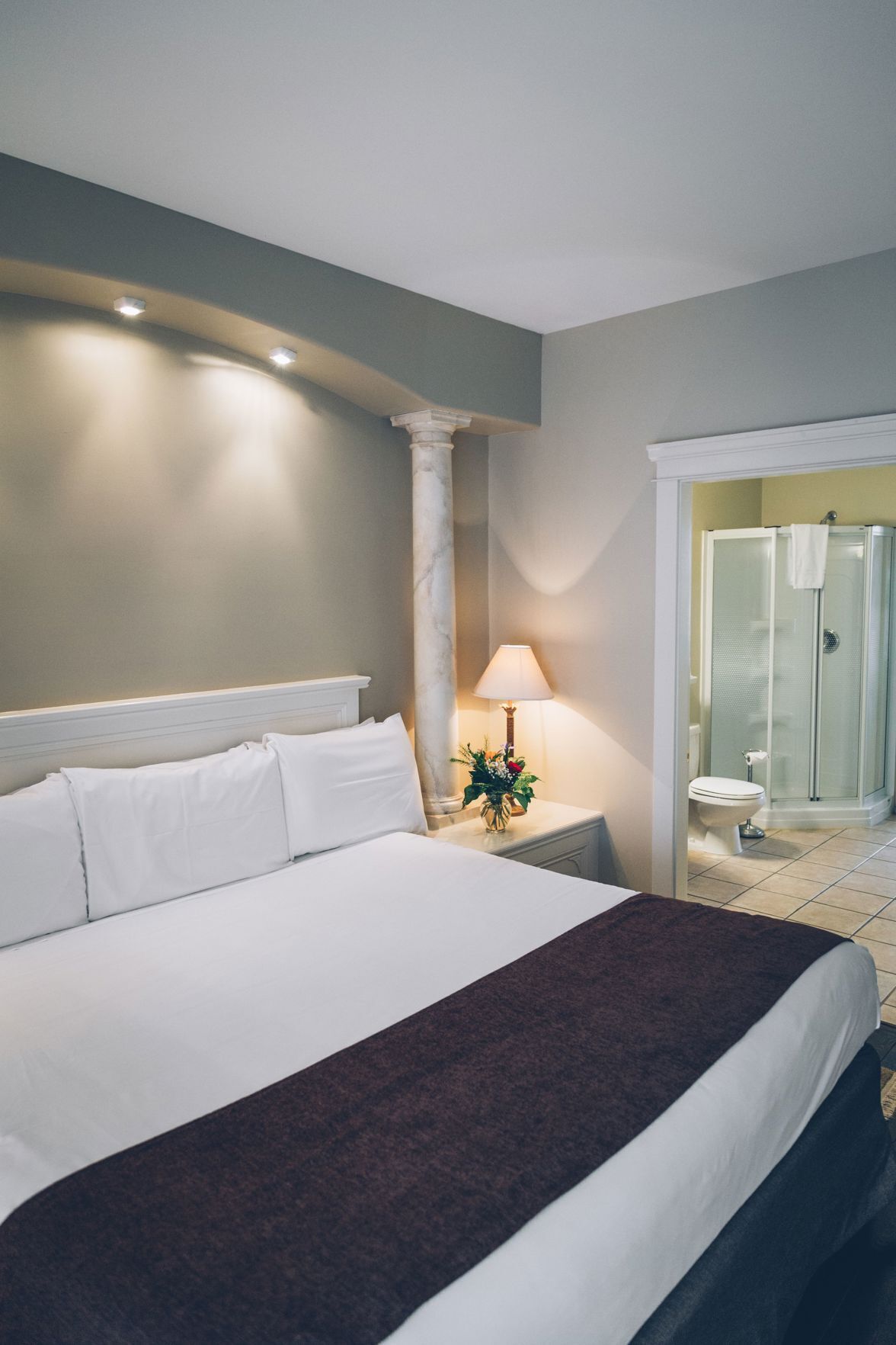 Ropa de cama de alta calidad, cubrecamas y colchones con pillow-top 