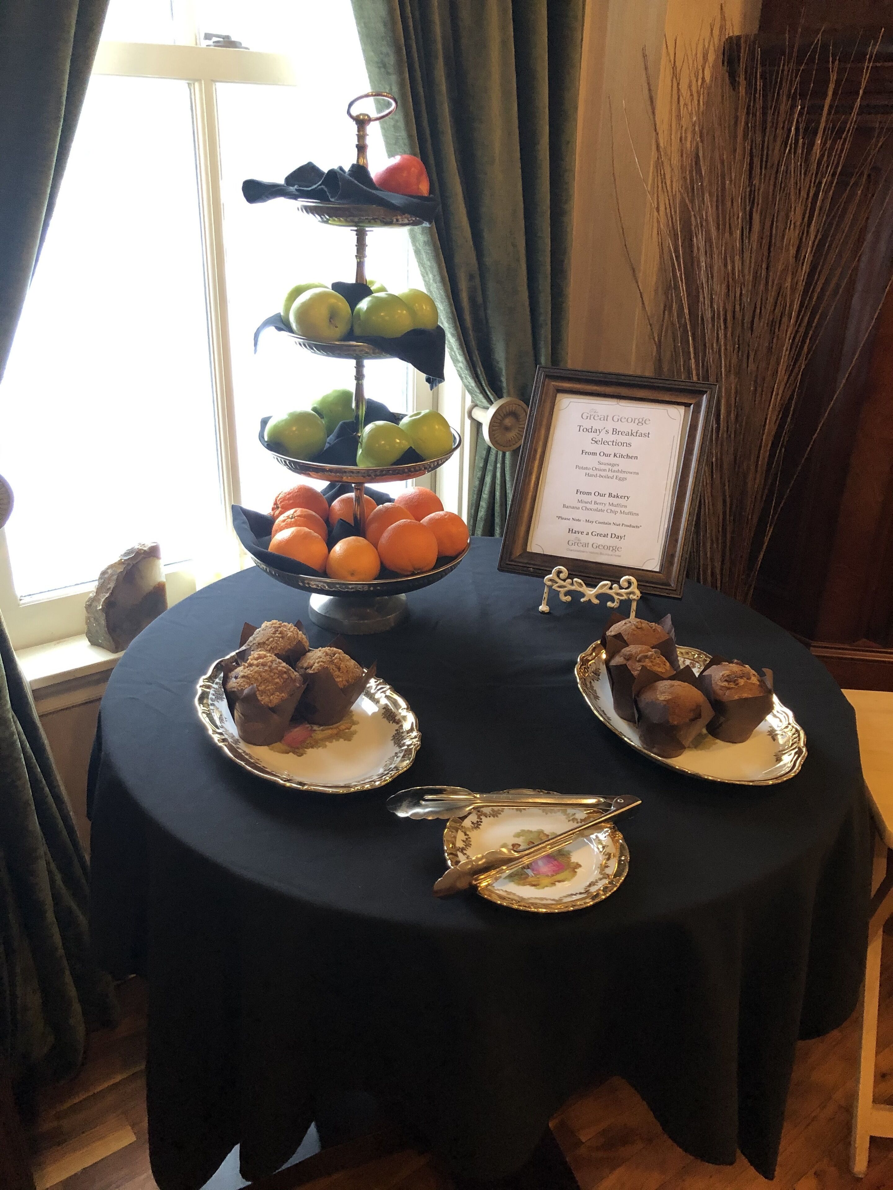 Free daily on-the-go breakfast