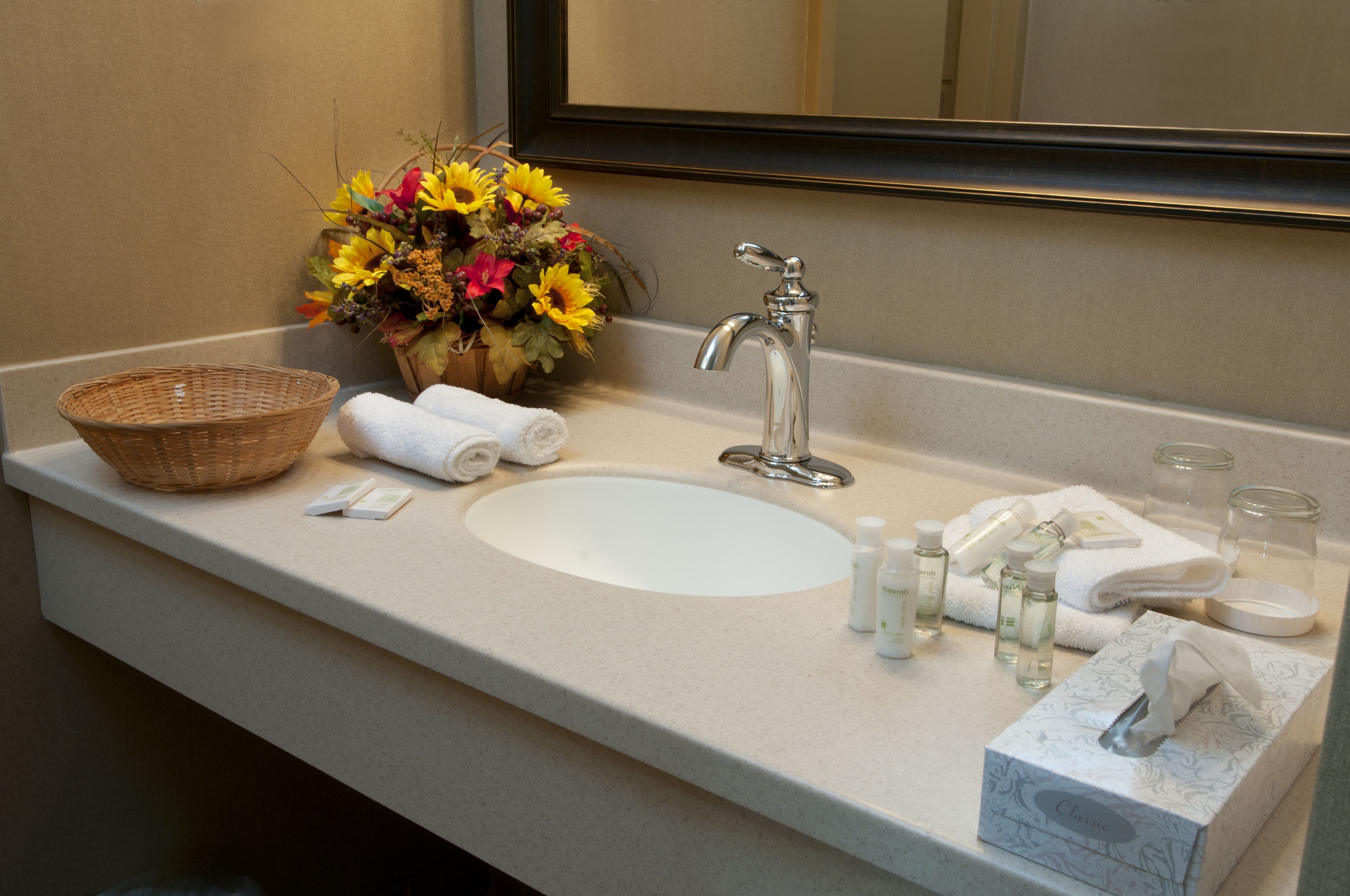 standard room, 2 double beds | bathroom sink